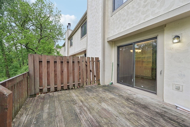 5692 Great Hall Ct, Columbus, OH 43231 - view of deck