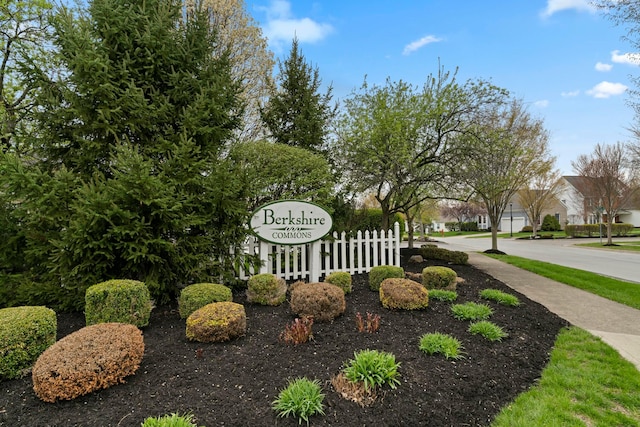 508 Straiton Sq, Westerville, OH 43082 - view of community sign