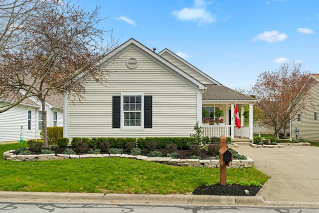 508 Straiton Sq, Westerville, OH 43082 - view of front of home featuring a porch and a front lawn