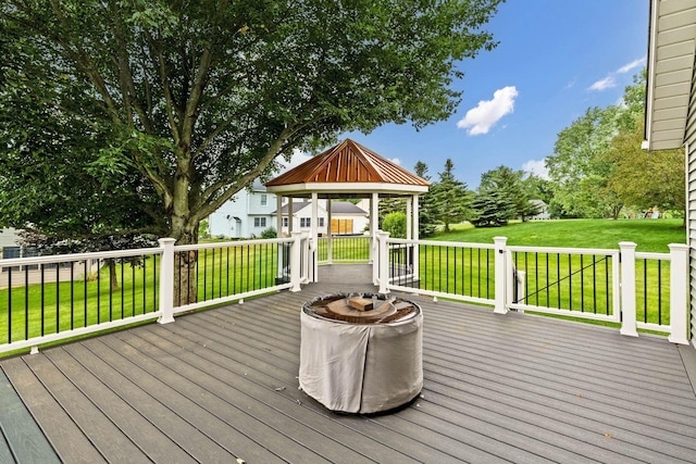 2816 Quail Run Ct, Mansfield, OH 44904 - deck with a gazebo and a lawn