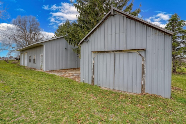 2085 US Highway 62 NE, Washington Court House, OH 43160 - view of pole building with a yard