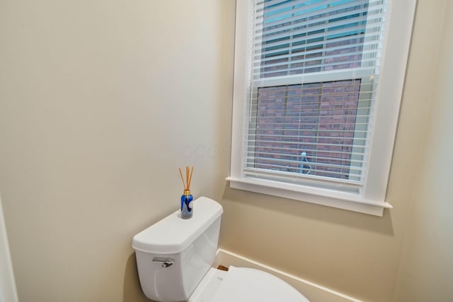 62 Sherman Ave, Columbus, OH 43205 - bathroom featuring toilet