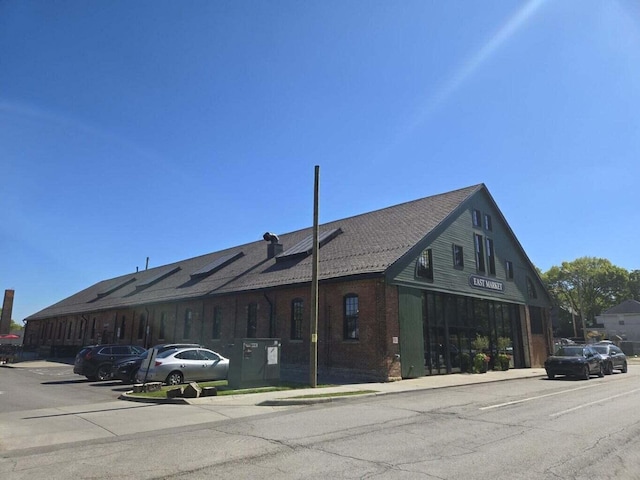 62 Sherman Ave, Columbus, OH 43205 - view of building exterior featuring uncovered parking
