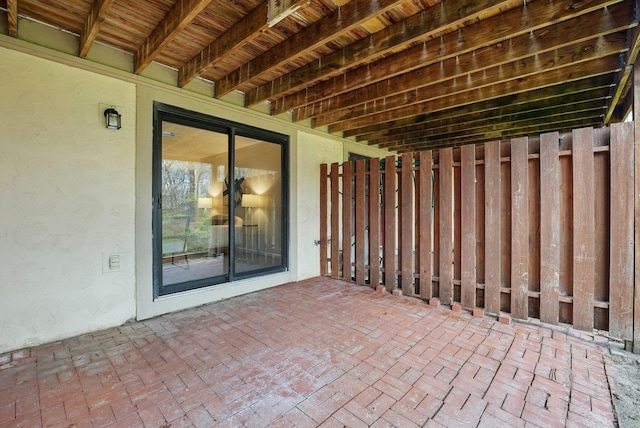 5696 Great Hall Ct, Columbus, OH 43231 - view of patio