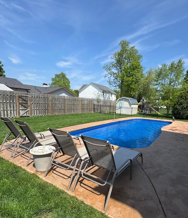 711 James Way, Marion, OH 43302 - view of swimming pool with a patio