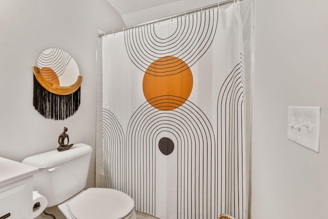 full bathroom with toilet and curtained shower