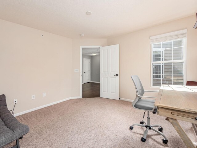6088 Sowerby Ln, Westerville, OH 43081 - carpeted office featuring baseboards