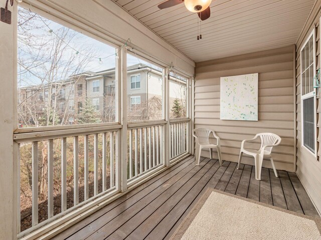 6088 Sowerby Ln, Westerville, OH 43081 - sunroom featuring ceiling fan