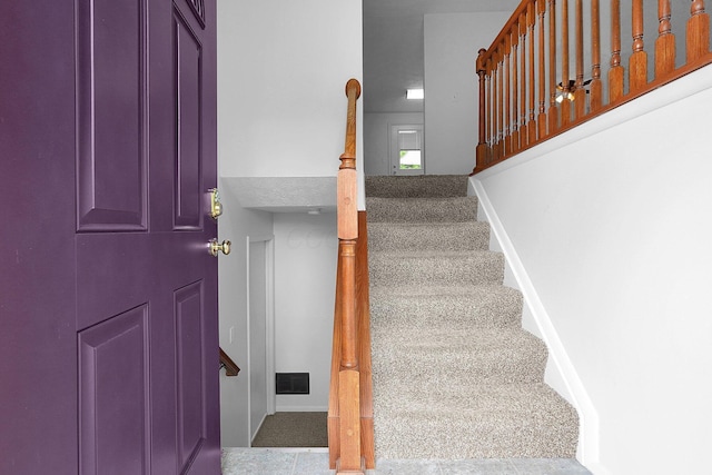 572 Sycamore Dr, Pickerington, OH 43147 - stairs featuring carpet