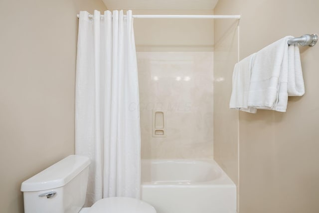 4568 Hickory Rock Dr, Powell, OH 43065 - bathroom featuring toilet and shower / bath combination with curtain