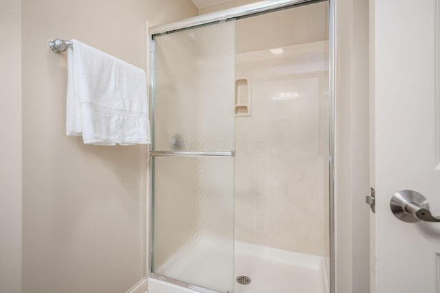 4568 Hickory Rock Dr, Powell, OH 43065 - bathroom featuring a stall shower
