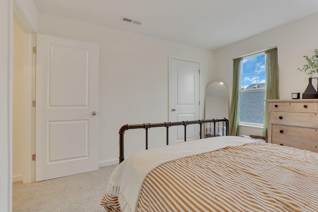 3051 Lamptonridge Dr, Columbus, OH 43232 - bedroom with carpet floors, visible vents, and baseboards
