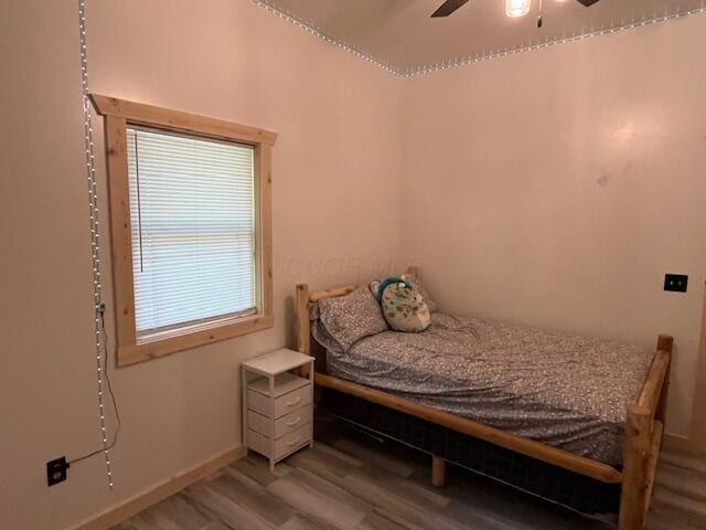 670 Natchez Ln, Sugar Grove, OH 43155 - bedroom with light wood-style flooring and ceiling fan