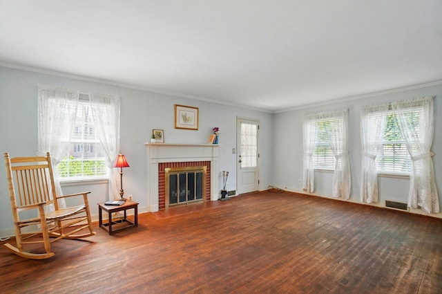 1800 Timberline Dr, Springfield, OH 45504 - living area with visible vents, ornamental molding, and wood finished floors
