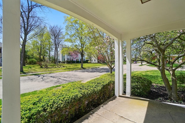 1800 Timberline Dr, Springfield, OH 45504 - view of patio featuring a porch