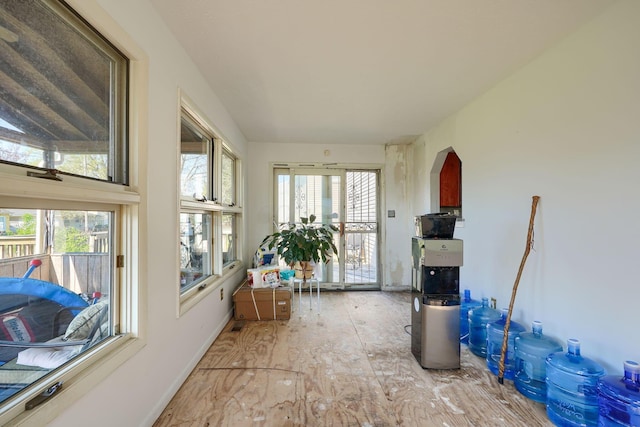 1473 Venice Dr, Columbus, OH 43207 - sunroom with plenty of natural light