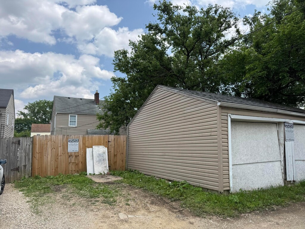 63-65 N Waverly St, Columbus, OH 43213 - photo 3