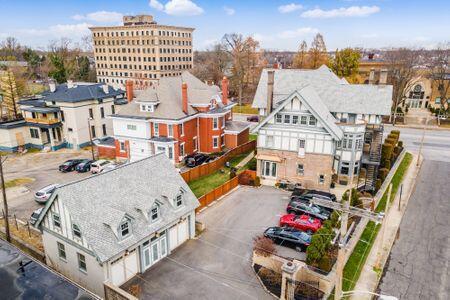 1349 E Broad St, Columbus, OH 43205 - bird's eye view