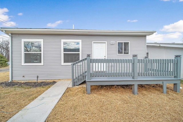 1559 Obetz Ave, Obetz, OH 43207 - exterior space featuring a wooden deck