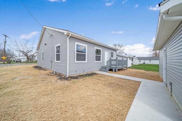 1559 Obetz Ave, Obetz, OH 43207 - exterior space featuring a yard