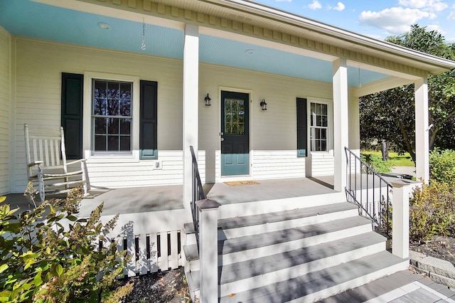 property entrance with a porch