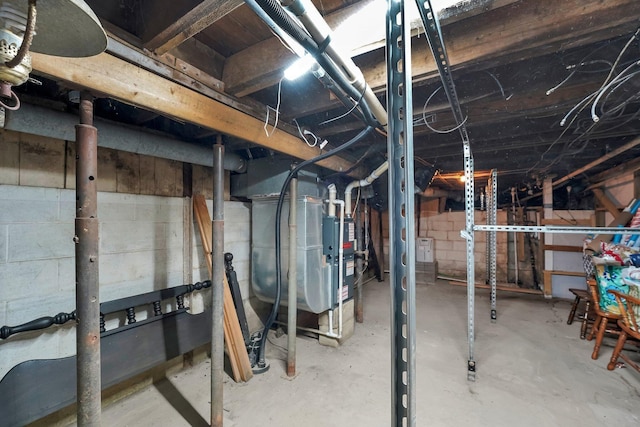 28 Elm St, Kingston, OH 45644 - unfinished below grade area with heating unit