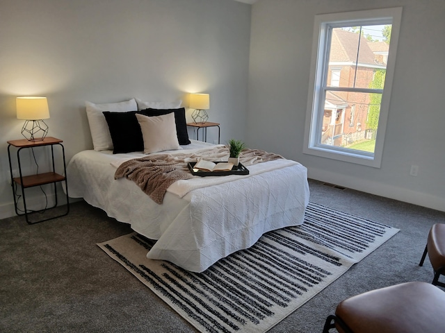 166 Miami Ave, Columbus, OH 43203 - carpeted bedroom featuring baseboards