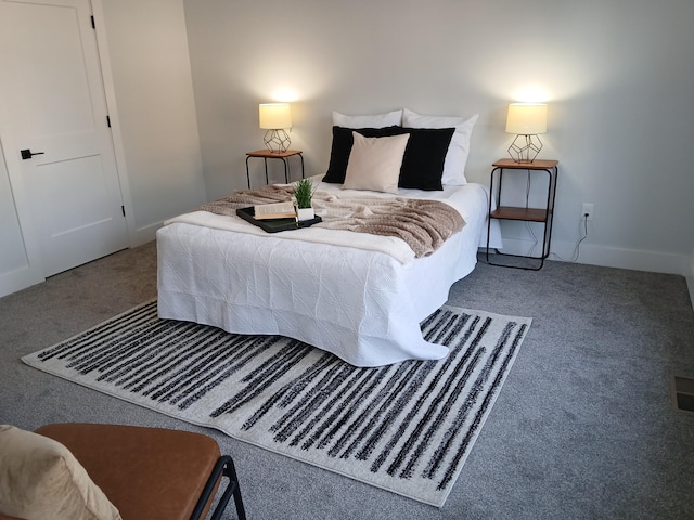 166 Miami Ave, Columbus, OH 43203 - bedroom with carpet flooring