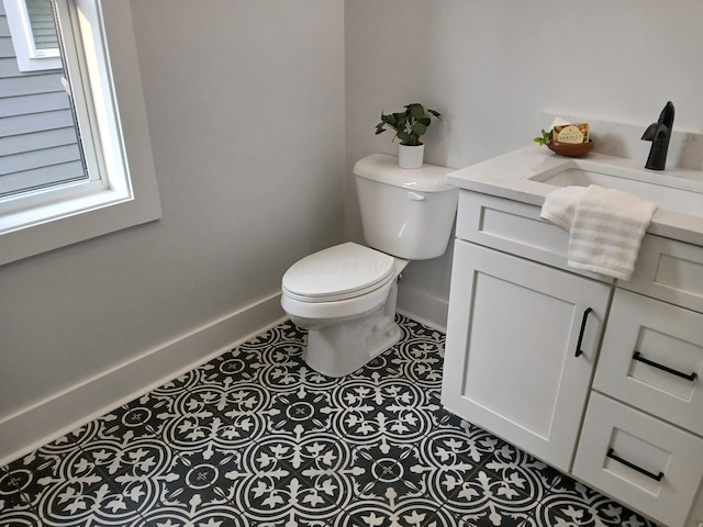 166 Miami Ave, Columbus, OH 43203 - bathroom with vanity and tile patterned flooring