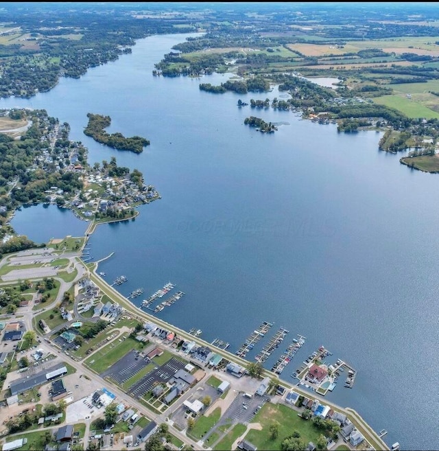 13334 Pine Rd NE, Thornville, OH 43076 - aerial view of property and surrounding area with a large body of water