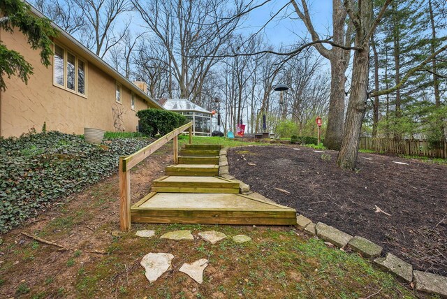 397 E Schrock Rd, Westerville, OH 43081 - view of yard featuring fence