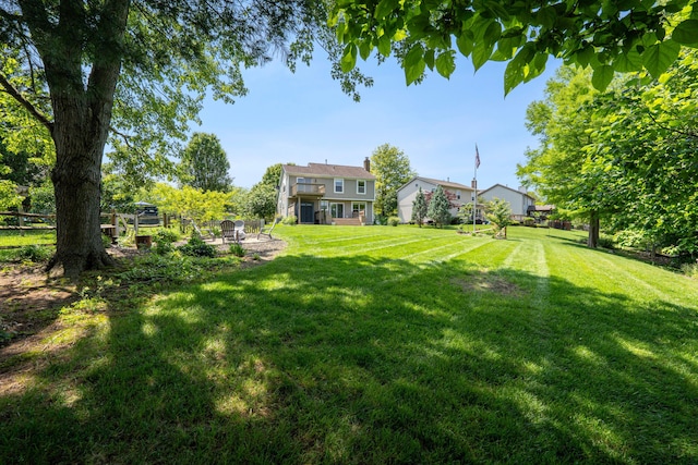 488 Springwood Lake Dr, Columbus, OH 43230 - view of yard with a patio