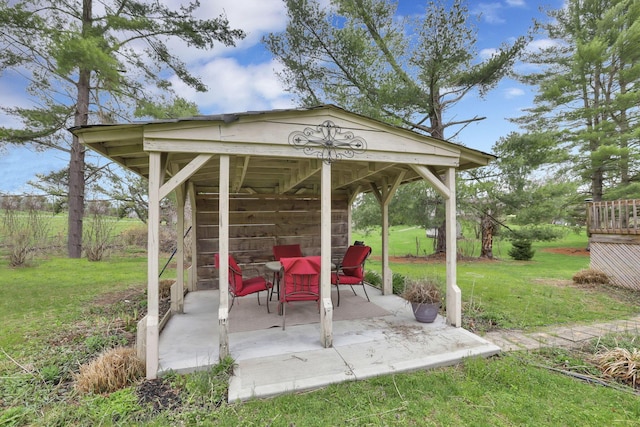 18738 State Route 327, Laurelville, OH 43135 - view of patio featuring a gazebo