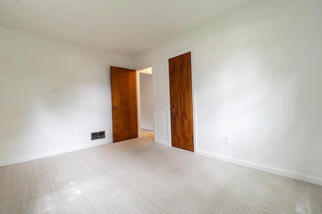 3161 Avalon Rd, Upper Arlington, OH 43221 - spare room with carpet