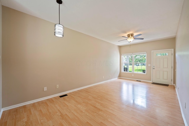 1218 Green Dr Unit 604, Columbus, OH 43230 - unfurnished room with a ceiling fan, light wood-type flooring, and baseboards