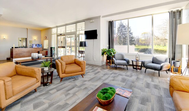 1620 E Broad St Unit 608, Columbus, OH 43203 - view of building lobby