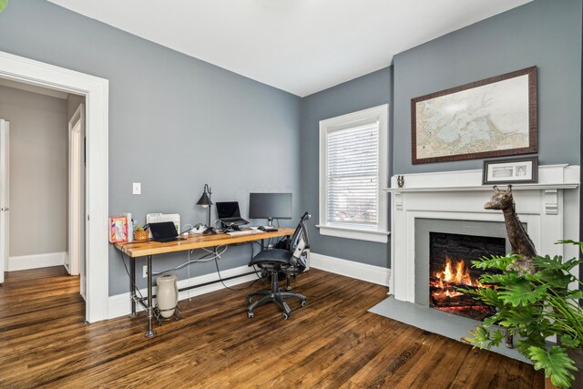 72 Miami Ave, Columbus, OH 43203 - office space featuring baseboards, a fireplace with flush hearth, and wood finished floors