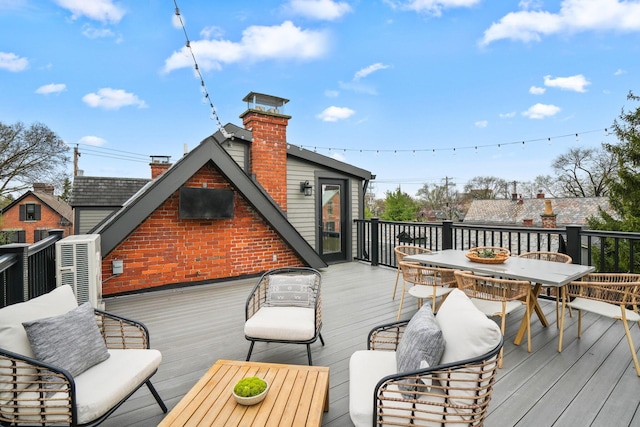 324 Jackson St, Columbus, OH 43206 - wooden terrace with outdoor dining space
