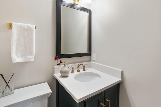 324 Jackson St, Columbus, OH 43206 - bathroom with toilet and vanity