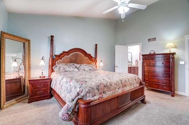 3995 Kensingwood Dr, Columbus, OH 43230 - bedroom featuring a ceiling fan, light carpet, ensuite bath, and visible vents