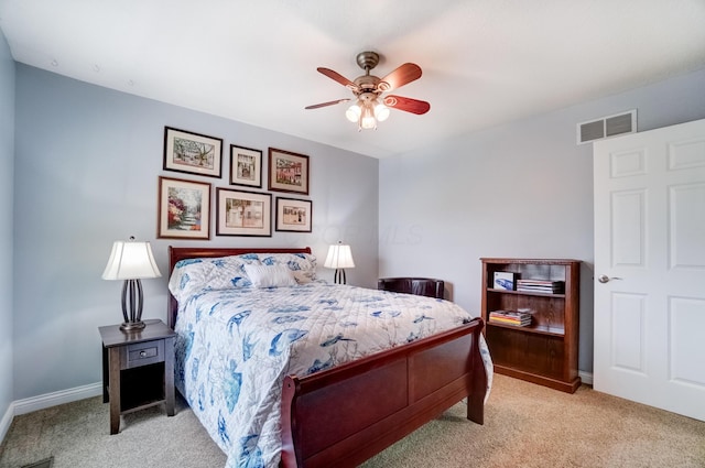 3995 Kensingwood Dr, Columbus, OH 43230 - bedroom with baseboards, visible vents, a ceiling fan, and light carpet