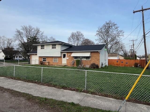 4390 Maize Rd, Columbus, OH 43224 - photo 2