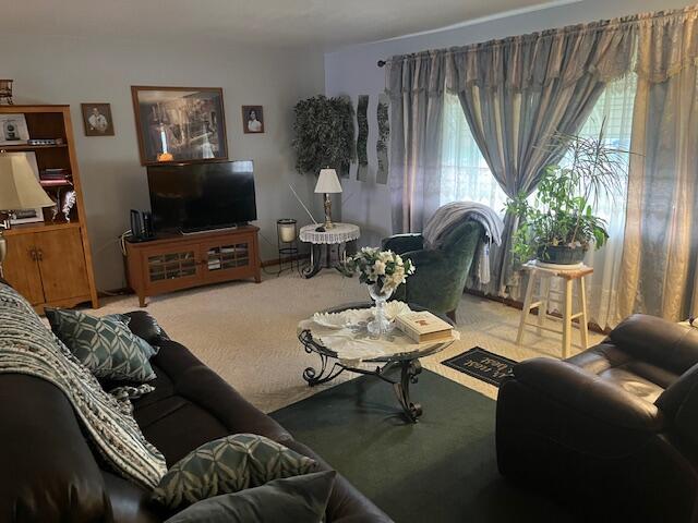 4390 Maize Rd, Columbus, OH 43224 - photo 7