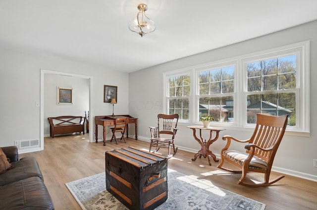 105 Chapin Pl, Granville, OH 43023 - interior space featuring light wood-style flooring, visible vents, and baseboards