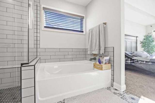 6003 Honey Farm Way, Grove City, OH 43123 - bathroom with a bath and connected bathroom