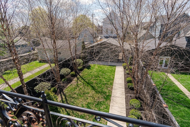 251 E Deshler Ave, Columbus, OH 43206 - view of yard with a balcony