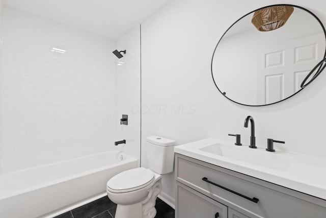 1381 Oakwood Ave, Columbus, OH 43206 - full bath featuring toilet, vanity, tile patterned flooring, and shower / washtub combination