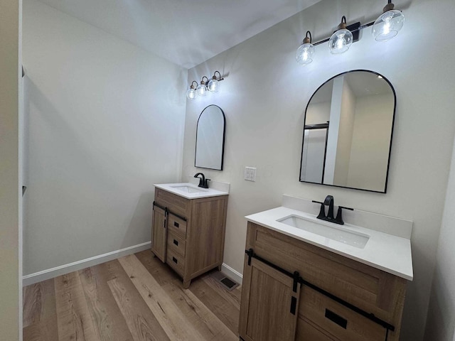 310 E Union Ave, Mcconnelsville, OH 43756 - photo 5