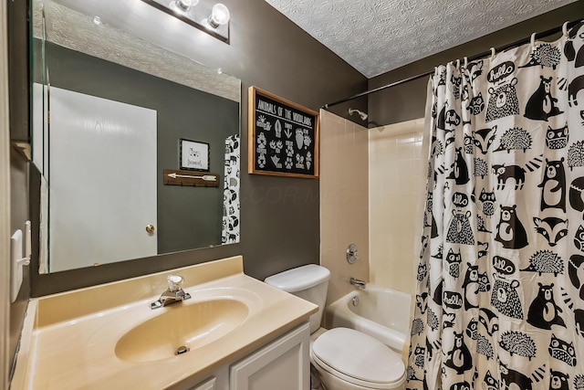 bathroom with shower / tub combo with curtain, vanity, a textured ceiling, and toilet