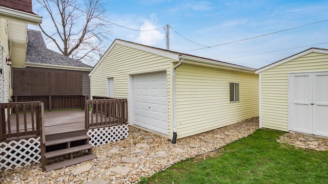 view of detached garage